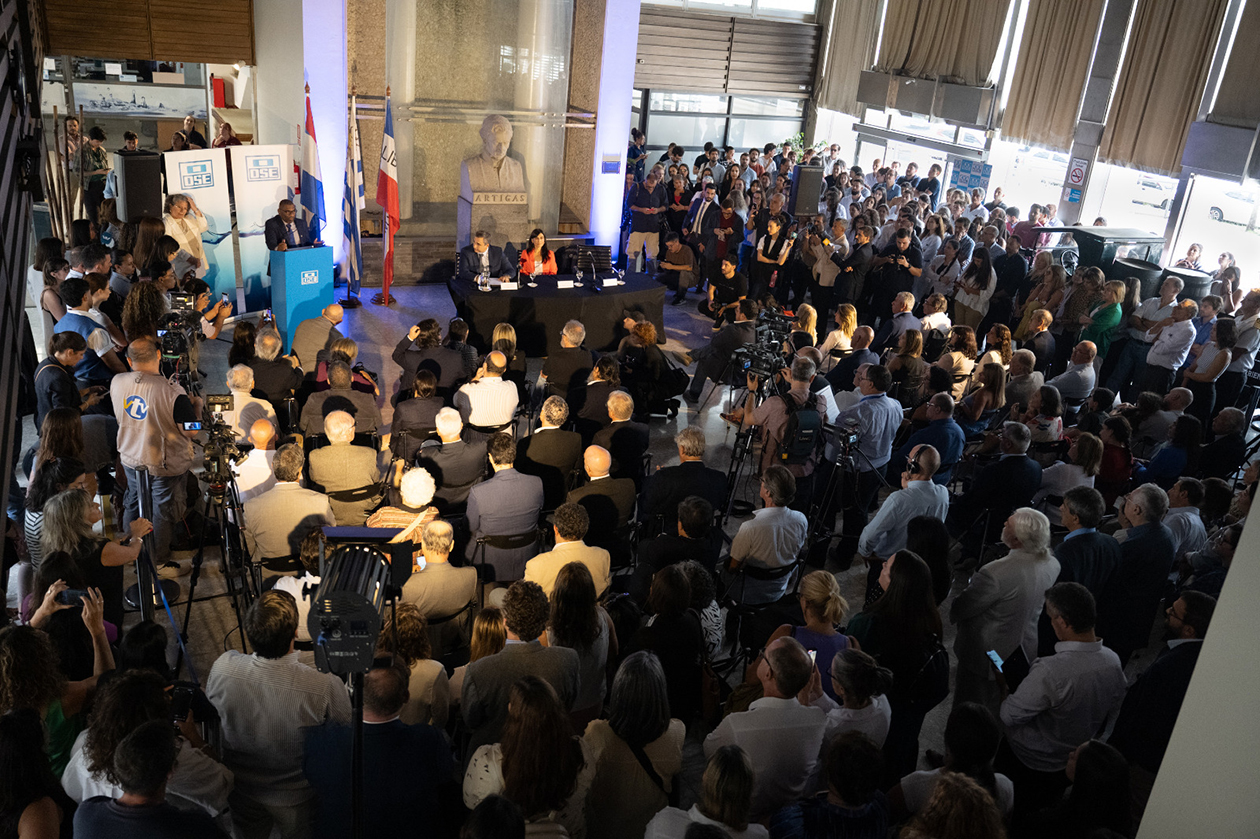 Asumió el Cr. Ferreri en OSE