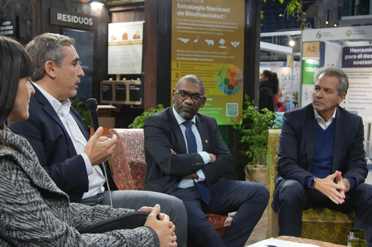 OSE y Ministerio de Ambiente