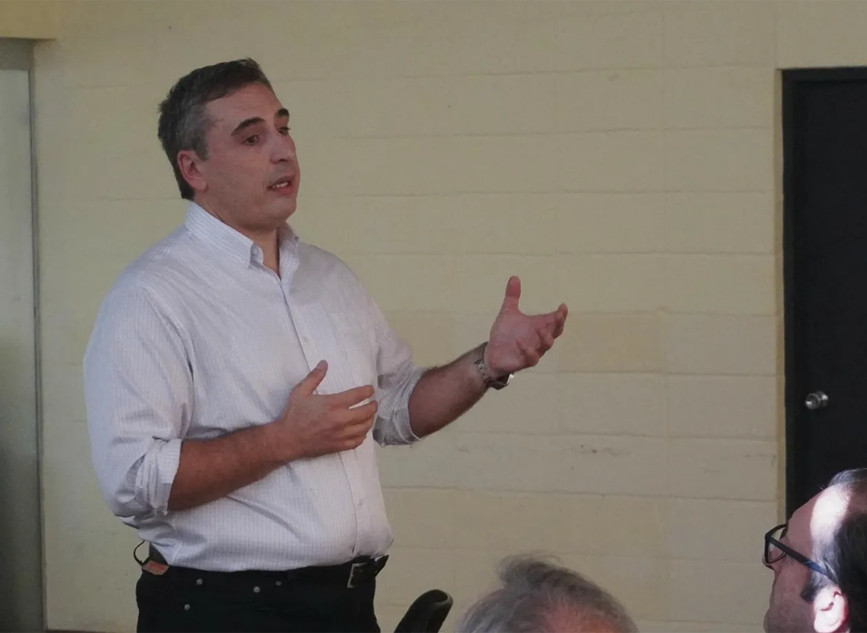 Ferreri lideró primer encuentro con gerentes