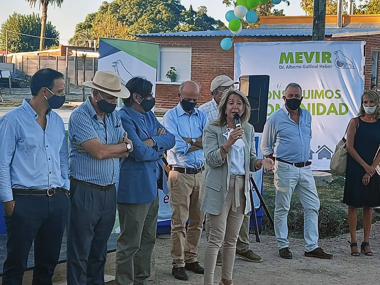 San Luis al Medio