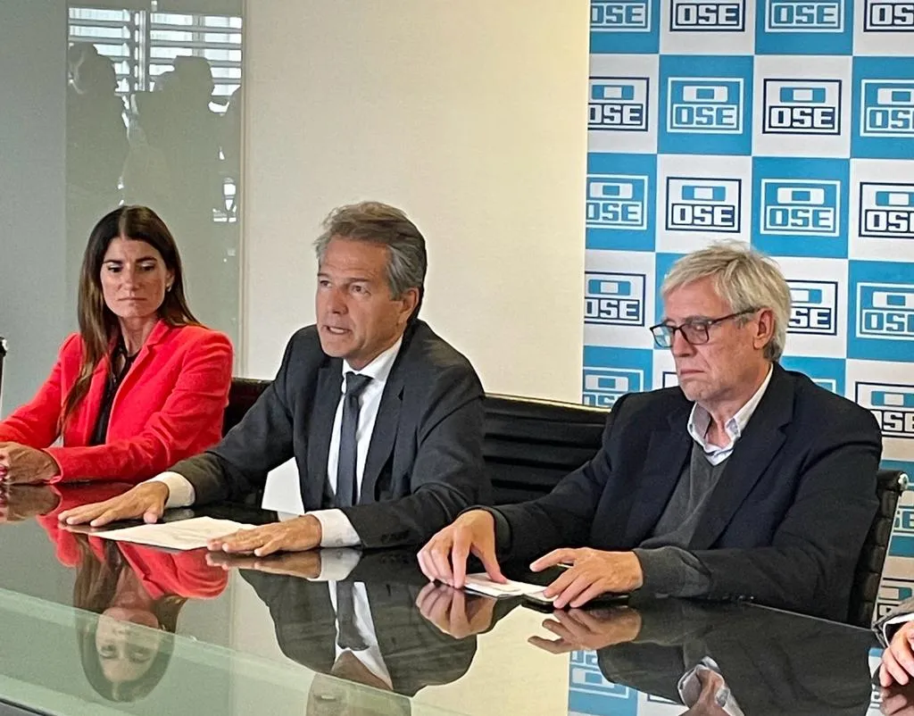 Firma de Contrato OSE - BID