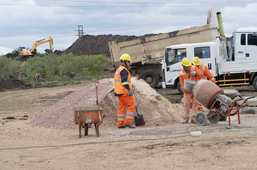 Avance de obras en nueva planta de Aguas Corrientes